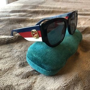 100% Authentic Gucci black sunglasses
